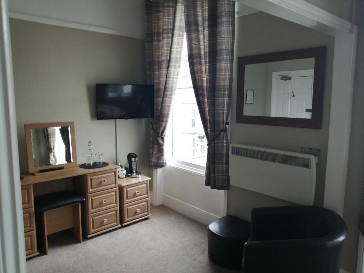 Burleigh Guest House Лландидно Экстерьер фото